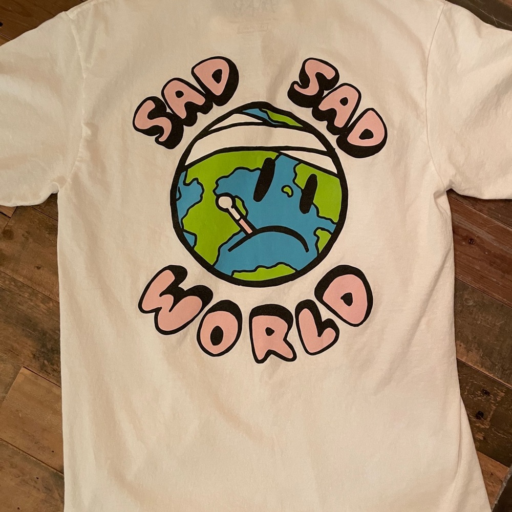 Sad sad world tee